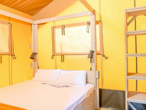 Tente en toile et en bois 4 personnes - Glamping Mar