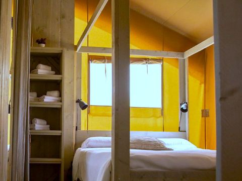 Tente en toile et en bois 4 personnes - Glamping Mar