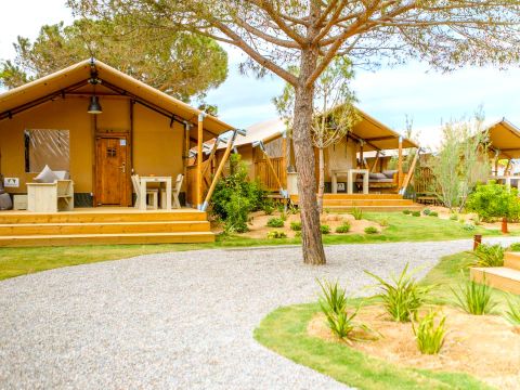 Tente en toile et en bois 4 personnes - Glamping Mar