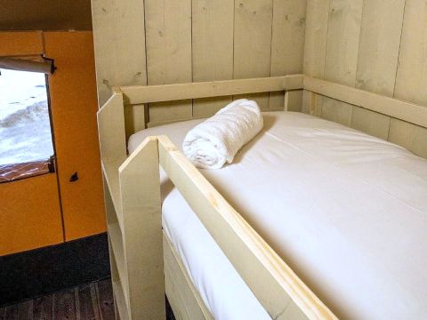 Tente en toile et en bois 4 personnes - Glamping Mar