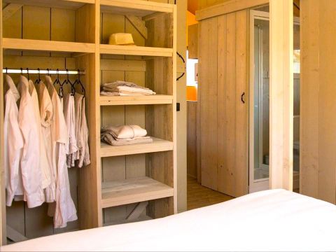 Tente en toile et en bois 4 personnes - Glamping Mar
