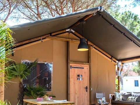 Tente en toile et en bois 2 personnes - Glamping Mar