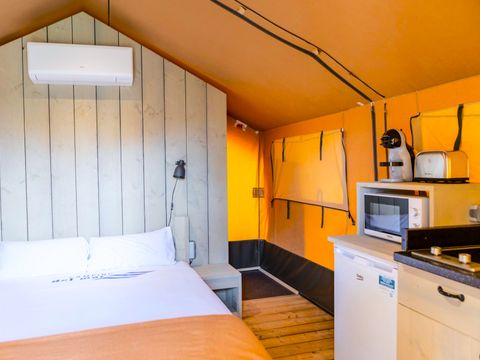 Tente en toile et en bois 2 personnes - Glamping Mar