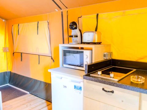 Tente en toile et en bois 2 personnes - Glamping Mar