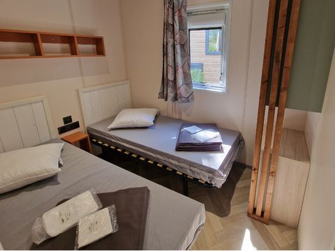 Chalet 4 personnes - Chalet Mimosa 2 chambres avec climatisation