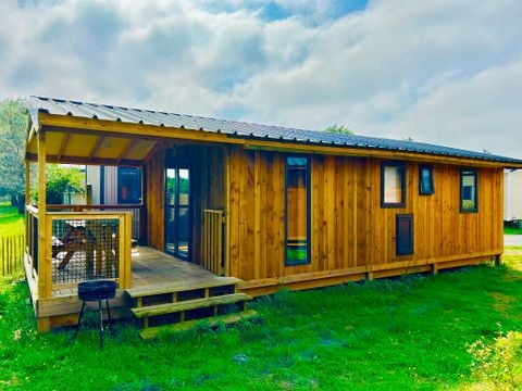 LODGE 4 personnes - ECO LODGE 2 chambres 1 lit double / 2 lits simples / 1 lit pont