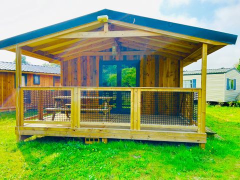 LODGE 4 personnes - ECO LODGE 2 chambres 1 lit double / 2 lits simples / 1 lit pont