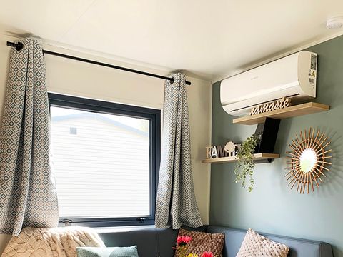 MOBILHOME 4 personnes - PREMIUM 30m² - 2 chambres - TV - lave-vaisselle - climatisation - terrasse