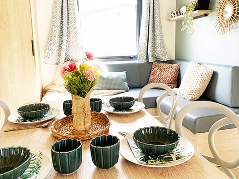 MOBILHOME 4 personnes - PREMIUM 30m² - 2 chambres - TV - lave-vaisselle - climatisation - terrasse