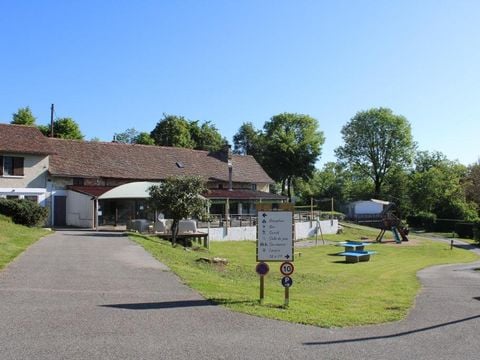Camping Le Balcon de Chartreuse - Camping Isère - Image N°2
