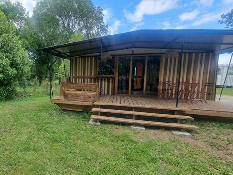 Tente en toile et en bois 6 personnes - Chalet Toilé Prémium