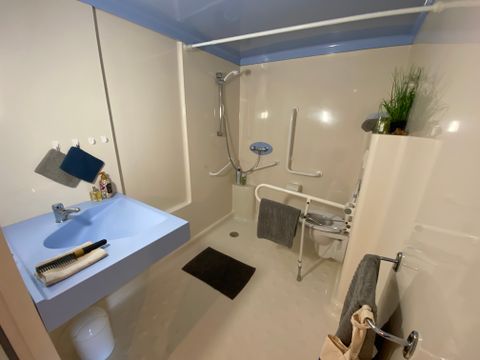 MOBILHOME 4 personnes - Mobilhome adapté personne à mobilité réduite- 2CH 1SDB-TV