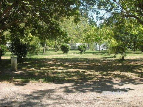 Emplacement - Camping pour tente, caravane ou camping-car 10A