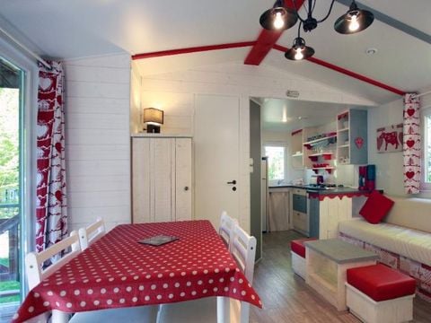 CHALET 5 personnes - Cabane du jura 5 places (2 chambres) Gamme PREMIUM climatisé