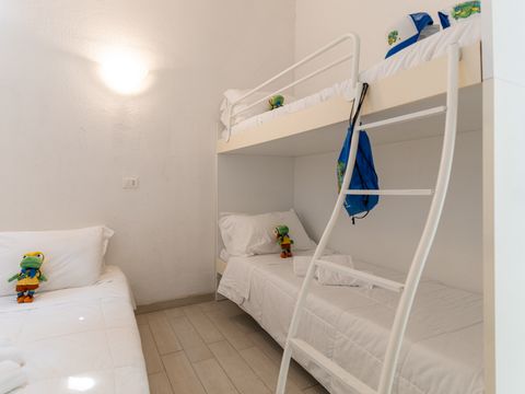BUNGALOW 4 personnes - Superior