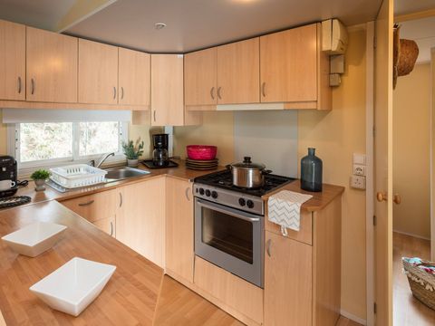 MOBILHOME 5 personnes - Mobil-home | Classic | 3 Ch. | 5 Pers. | Terrasse surélevée | 1 SDB | Clim.