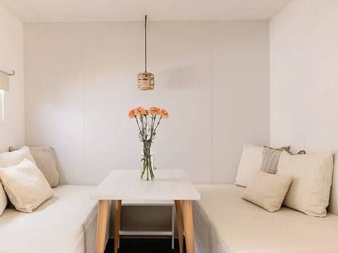Tente en toile et en bois 4 personnes - Coco Sweet | 2 Ch. | 4 Pers. | Terrasse surélevée | Sans SDB | Clim.
