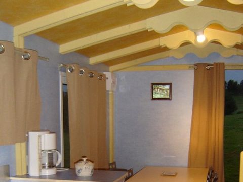 HÉBERGEMENT INSOLITE 4 personnes - Sans sanitaires