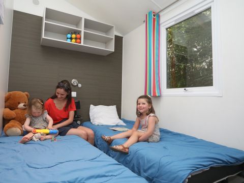 MOBILHOME 6 personnes - COTTAGE STANDING PLUS (Mercredi/Mercredi) MOBILHOME 6 personnes - COTTAGE STANDING PLUS (Mercredi/Mercredi)