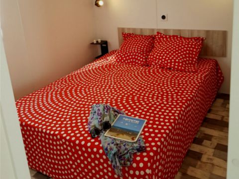 MOBILHOME 6 personnes - COTTAGE COSY FAMILLE (Mercredi/Mercredi) MOBILHOME 6 personnes - COTTAGE COSY FAMILLE (Mercredi/Mercredi)