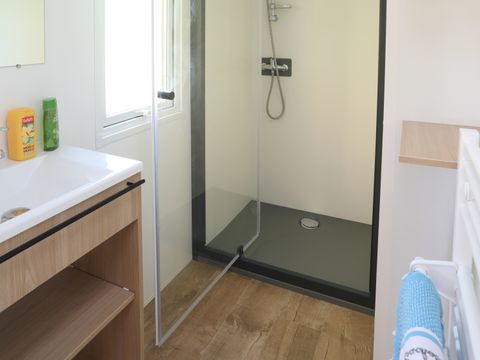 MOBILHOME 6 personnes - Cottage Standing Clim Dimanche 4/6p MOBILHOME 6 personnes - Cottage Standing Clim Dimanche 4/6p