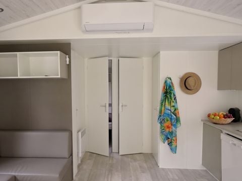 MOBILHOME 6 personnes - LOGGIA BAY vue rivière - 2 chambres - TV - CLIM - LV