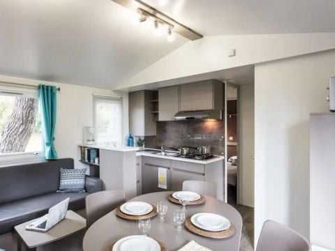 MOBILHOME 6 personnes - Mobil-home | Classic | 2 Ch. | 4/6 Pers. | Terrasse surélévée non couverte