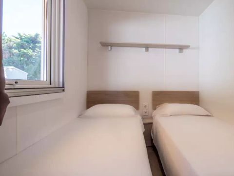 MOBILHOME 8 personnes - Mobil-home | Comfort | 3 Ch. | 6/8 Pers. | Terrasse surélevée | 1 SDB | Clim. | TV