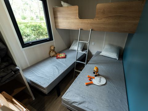 BUNGALOW 4 personnes - CABANE BOIS - 2 chambres (sans sanitaires)
