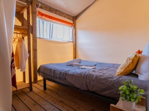 TENTE TOILE ET BOIS 5 personnes - RESASOL - 2 chambres