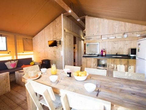 TENTE TOILE ET BOIS 8 personnes - ECOLUXE - 3 chambres