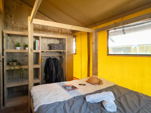 TENTE TOILE ET BOIS 8 personnes - ECOLUXE - 3 chambres