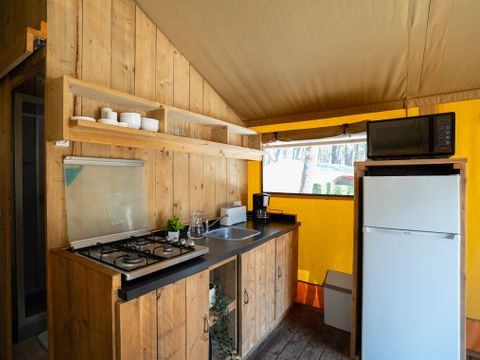 TENTE TOILE ET BOIS 8 personnes - ECOLUXE - 3 chambres