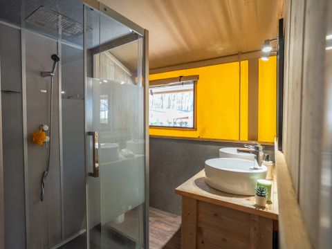 TENTE TOILE ET BOIS 8 personnes - ECOLUXE - 3 chambres