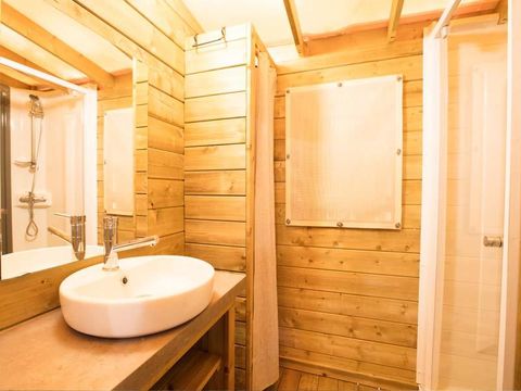 TENTE TOILE ET BOIS 5 personnes - CABANE sur pilotis