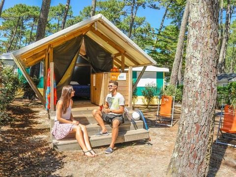 Tente en toile et en bois 2 personnes - DUO - Sans sanitaires