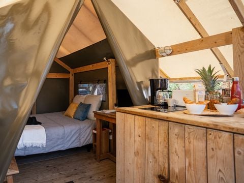 TENTE TOILE ET BOIS 2 personnes - DUO (sans sanitaires)