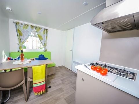 MOBILHOME 4 personnes - ECO - 2 chambres (sans sanitaires)