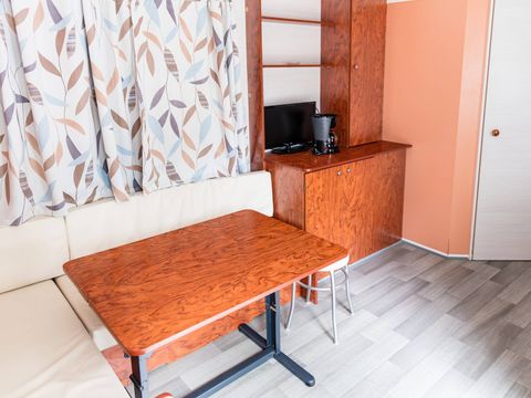 BUNGALOW 6 personnes - Mobil-home | Classic | 3 Ch. | 6 Pers. | Terrasse surélevée non couverte