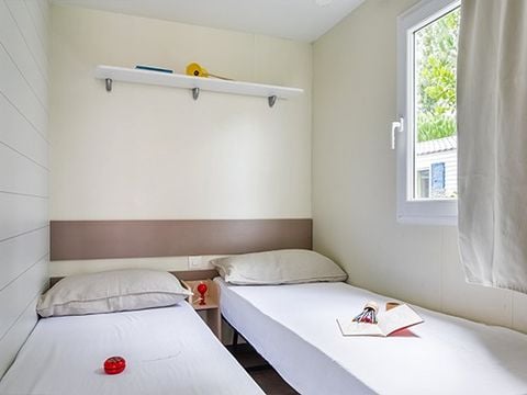 MOBILHOME 4 personnes - Mobil-home | Classic XL | 2 Ch. | 4 Pers. | Terrasse
