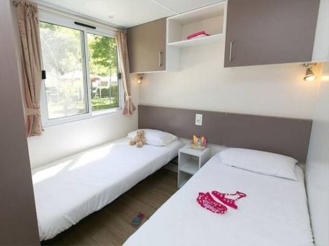 MOBILHOME 6 personnes - Mobil-home | Classic | 3 Ch. | 4/6 Pers. | Terrasse surélevée | Clim.