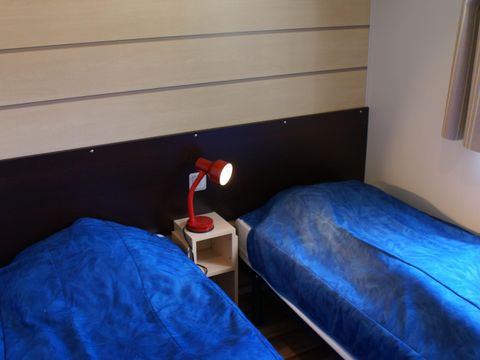 MOBILHOME 4 personnes - 'IRM' Super Mercure (2 chambres)