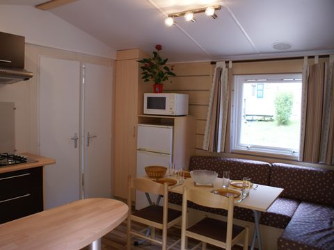 MOBILHOME 4 personnes - 'IRM' Super Mercure (2 chambres)