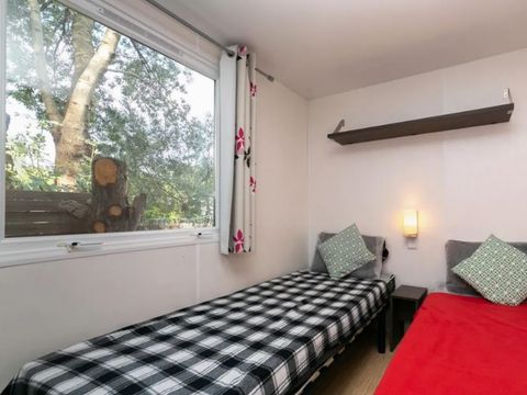 MOBILHOME 6 personnes - MH2 Confort* 27 m² + lit double en 160, avec sanitaires