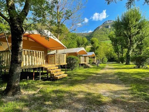 Tente en toile et en bois 4 personnes - Lodge Canada