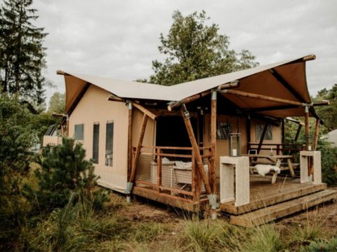Tente en toile et en bois 5 personnes - Lodge 3 Pièces 5 Personnes