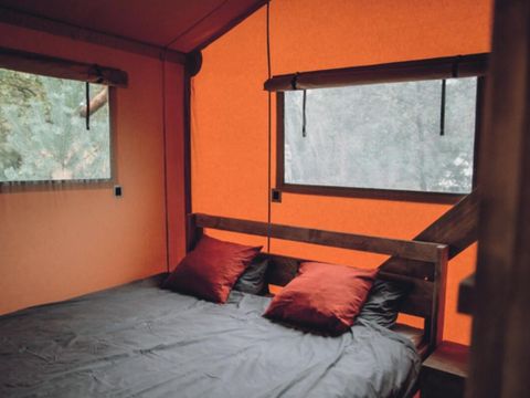 Tente en toile et en bois 5 personnes - Lodge 3 Pièces 5 Personnes
