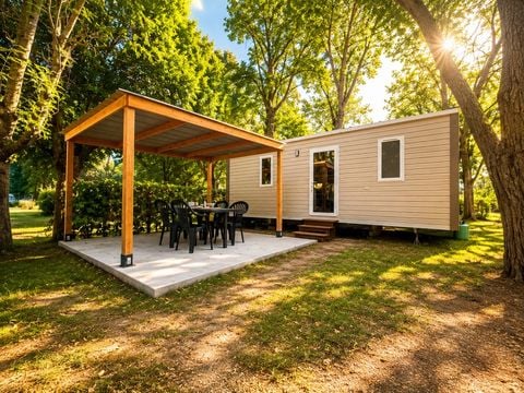 MOBILHOME 4 personnes - Confort 26m² 2 chambres - Terrasse semi-couverte + TV