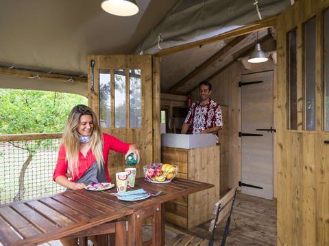 TENTE TOILE ET BOIS 4 personnes - Lodge (4 personnes)