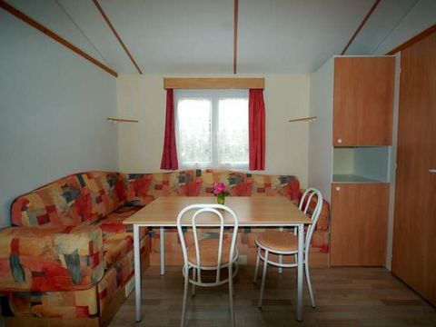 MOBILHOME 6 personnes - *